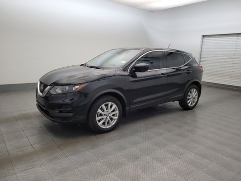 Used 2021 Nissan Rogue Sport S FWD image 2