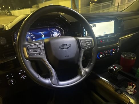 Used 2024 Chevrolet Silverado 1500 RST image 19