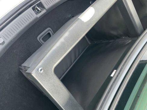 Used 2020 Mercedes-Benz E 350 Sedan image 45