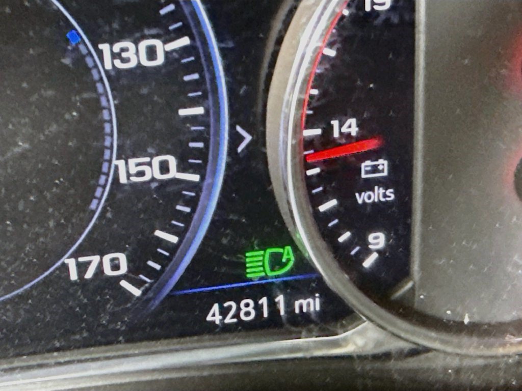 Used 2023 Chevrolet Traverse Premier FWD image 15