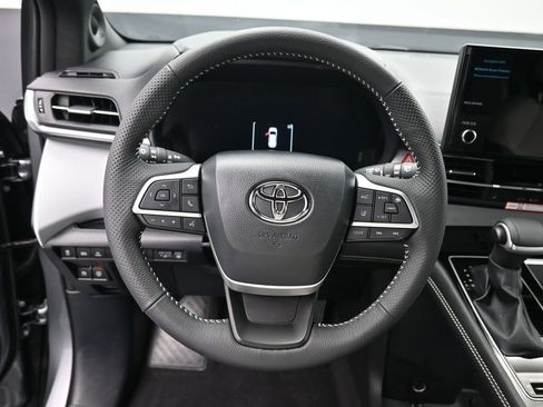 Certified 2026 Toyota Sienna XSE image 16