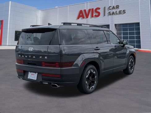 Used 2025 Hyundai Santa Fe SEL FWD image 6