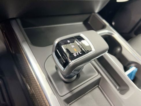 Used 2026 Chevrolet Silverado 1500 LT Trail Boss w/ Convenience Package II AWD/4WD image 17