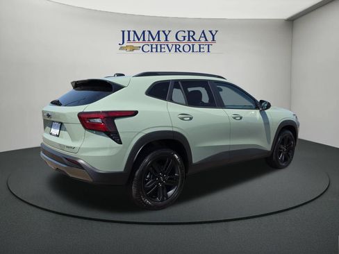 New 2026 Chevrolet Trax ACTIV w/ Driver Confidence Package FWD image 5