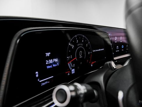 Used 2023 Cadillac Escalade V image 32