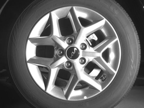Used 2025 Kia Soul LX w/ LX Technology Package FWD image 17