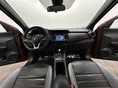 Used 2021 Nissan Kicks SR w/ SR Premium Package image 19