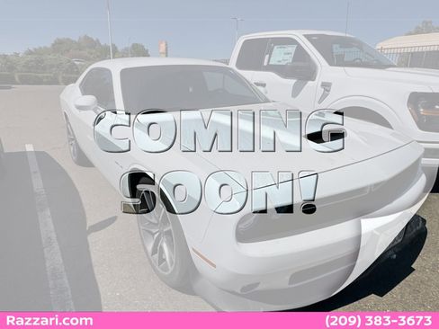 Used 2022 Dodge Challenger R/T w/ Plus Package RWD image 1