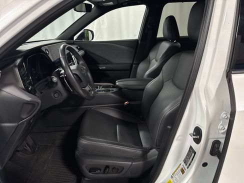 Used 2024 Lexus TX 350 AWD w/ Technology Package image 3