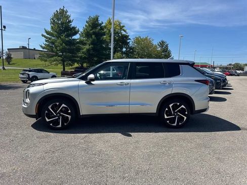 Used 2022 Mitsubishi Outlander SE AWD/4WD image 8