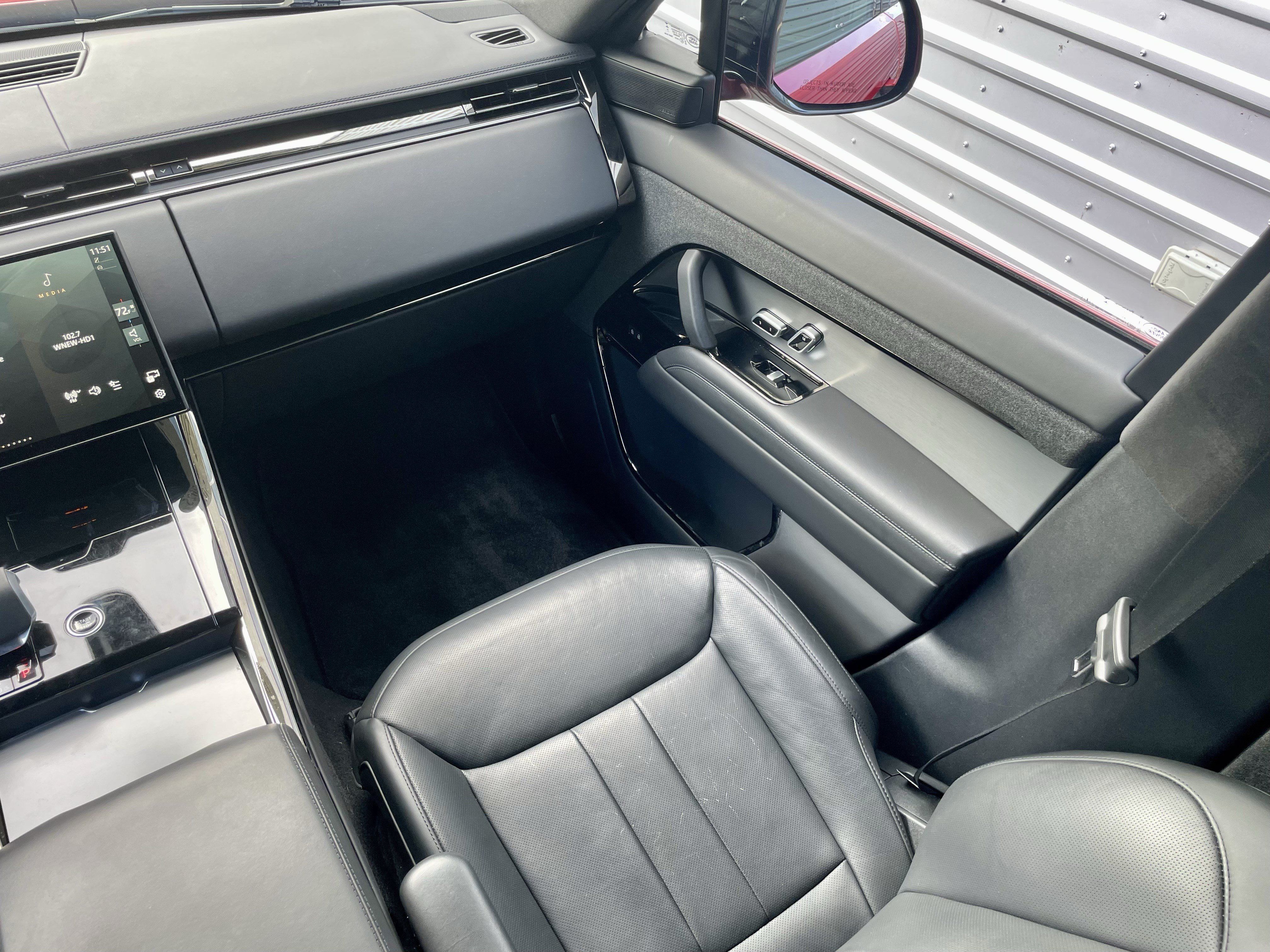 Used 2025 Land Rover Range Rover Sport Autobiography AWD/4WD image 18