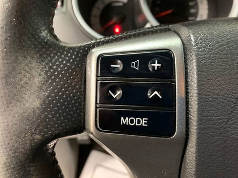 Used 2012 Toyota Tacoma 4x4 Double Cab image 18