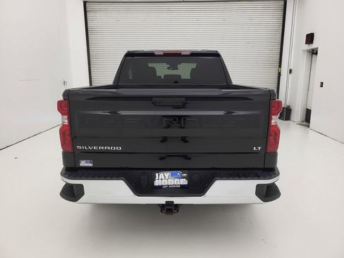 Used 2025 Chevrolet Silverado 1500 LT AWD/4WD image 15