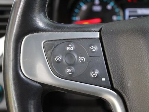 Used 2020 GMC Yukon SLT w/ Premium Edition AWD/4WD image 16