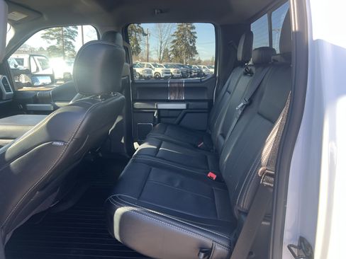 Used 2020 Ford F150 Lariat image 13