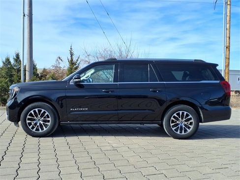 Used 2025 Ford Expedition Max Platinum image 2