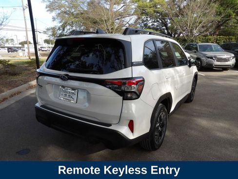 Used 2025 Subaru Forester Premium w/ Convenience Package #1 image 7