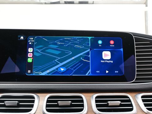 Used 2025 Mercedes-Benz GLS 450 4MATIC image 21