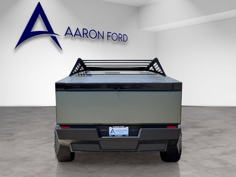 Used 2024 Tesla Cybertruck AWD Crew Cab image 5