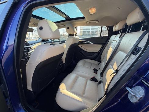 Used 2017 INFINITI QX30 Premium w/ Navigation Package image 8