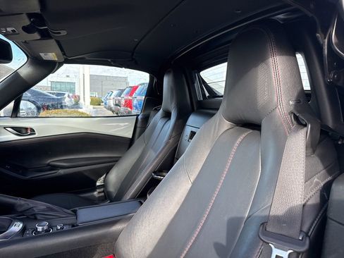 Used 2019 MAZDA MX-5 Miata RF Grand Touring RWD image 21