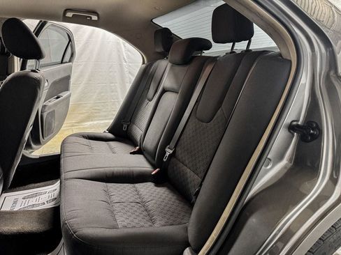 Used 2012 Ford Fusion SE FWD image 10