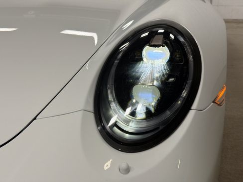 Used 2015 Porsche 911 Turbo AWD/4WD image 10