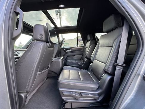 Used 2021 Chevrolet Tahoe High Country AWD/4WD image 13