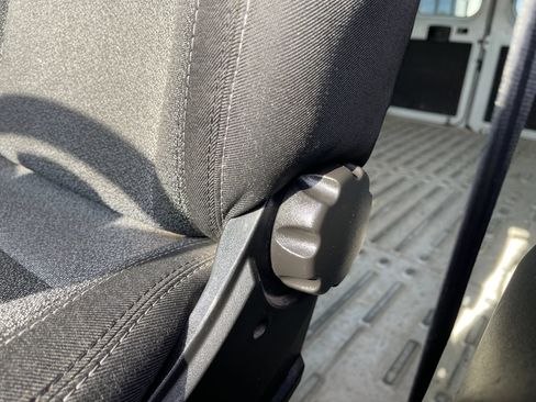 Used 2023 RAM ProMaster 2500 FWD image 13