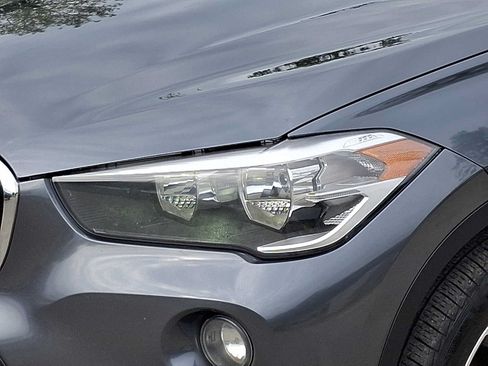Used 2019 BMW X1 xDrive28i w/ Convenience Package AWD/4WD image 9