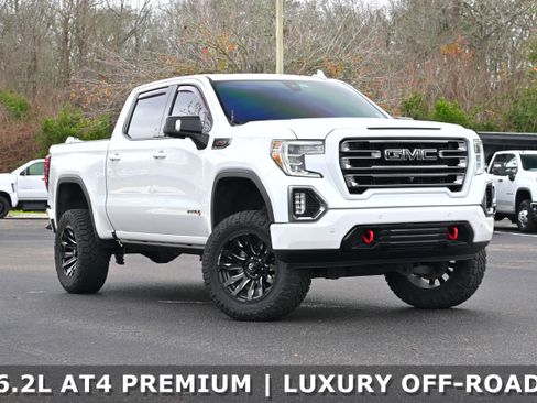 Used 2020 GMC Sierra 1500 AT4 w/ AT4 Premium Package image 2