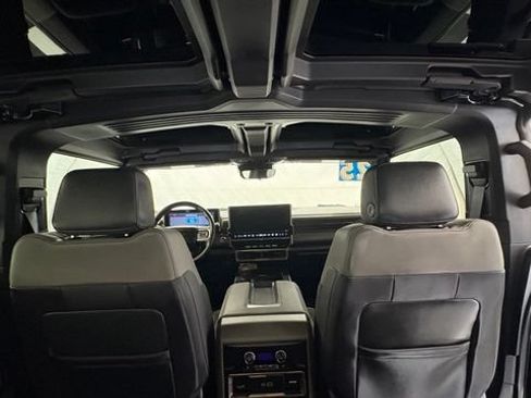 Used 2025 GMC Hummer EV 2X AWD/4WD image 27
