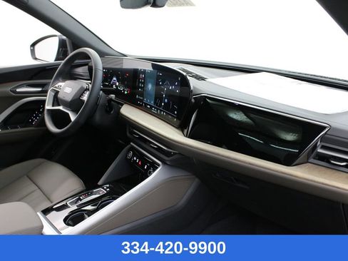 New 2025 Audi Q5 Premium image 24