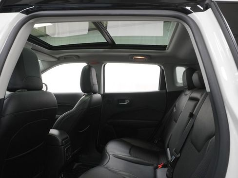 Certified 2020 Jeep Compass Latitude image 21