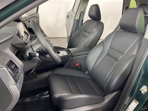 New 2026 Nissan Rogue SV FWD image 19