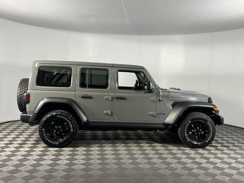 Used 2023 Jeep Wrangler Unlimited image 6