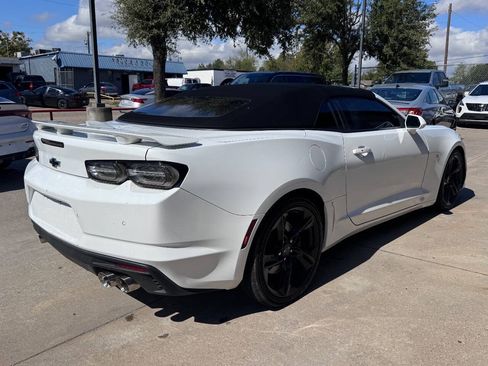 Used 2020 Chevrolet Camaro SS RWD image 8