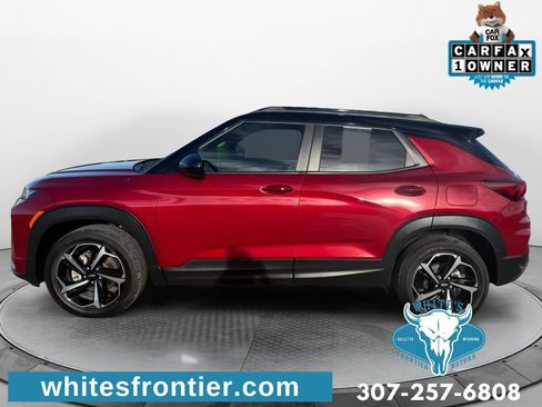 Certified 2021 Chevrolet TrailBlazer RS w/ Sun and Liftgate Package image 2