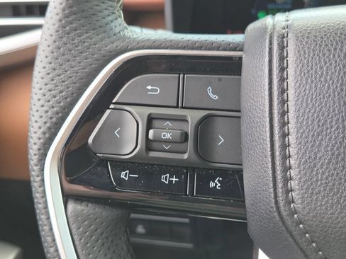 Used 2025 Toyota Tundra 1794 Edition AWD/4WD image 19