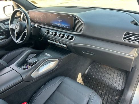 Used 2024 Mercedes-Benz GLE 450 4MATIC image 33