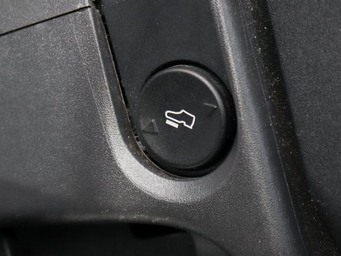 Used 2013 Ford F150 FX4 w/ Mid Equipment Group image 45