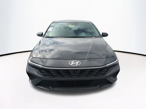 New 2026 Hyundai Elantra Sport FWD image 3