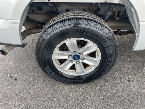 Used 2015 Ford F150 XLT image 29