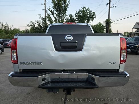Used 2012 Nissan Frontier SV RWD image 14