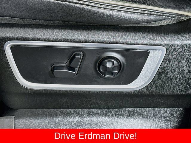 Used 2020 RAM 1500 Laramie AWD/4WD image 12