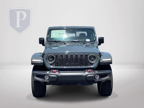 New 2026 Jeep Gladiator Rubicon w/ Steel Power Dome Hood Package AWD/4WD image 3