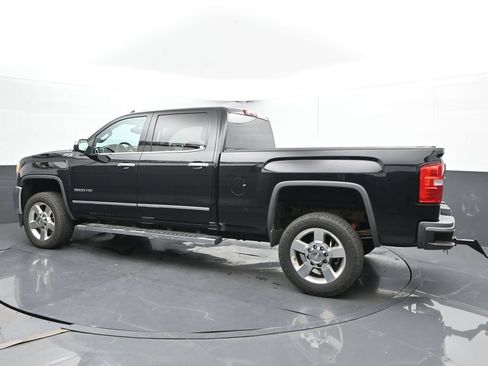 Used 2016 GMC Sierra 2500 SLT w/ Suspension Package, Off-Road AWD/4WD image 9