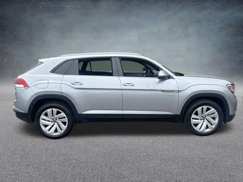 Used 2023 Volkswagen Atlas Cross Sport SE AWD/4WD image 5