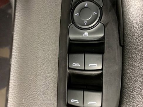 Used 2020 Chevrolet Blazer RS image 17