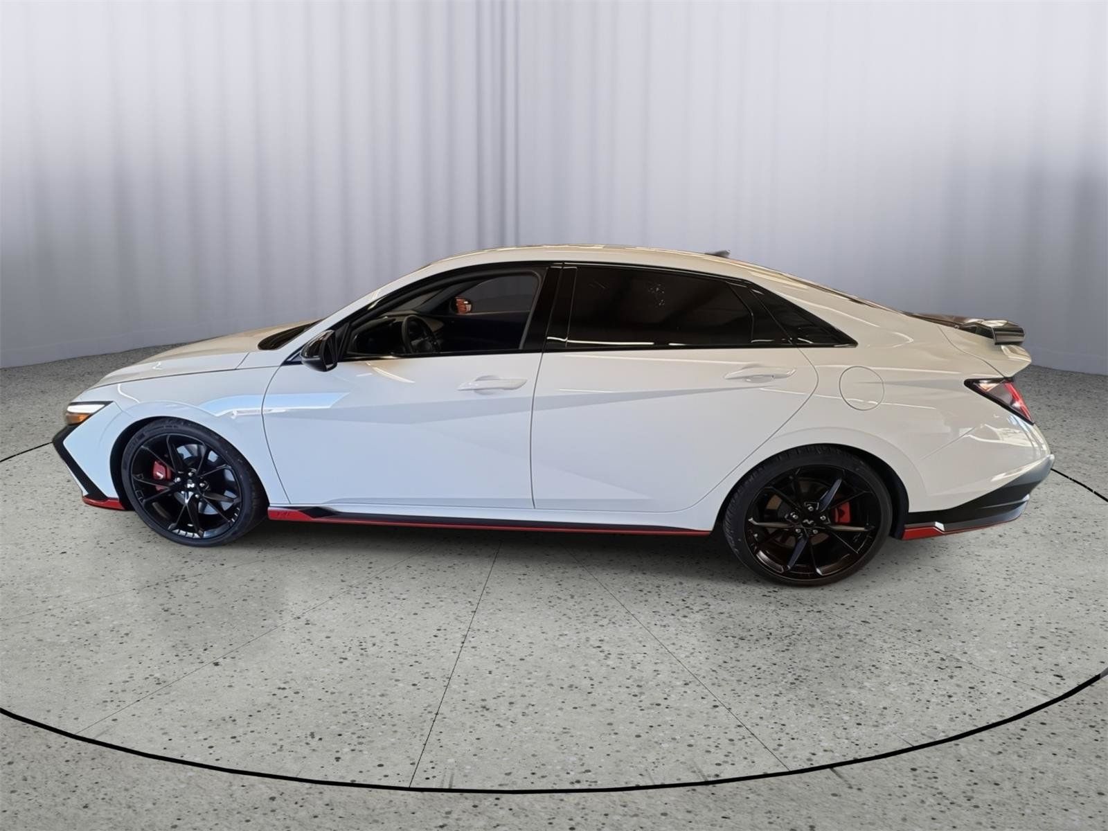 Used 2025 Hyundai Elantra N FWD image 3